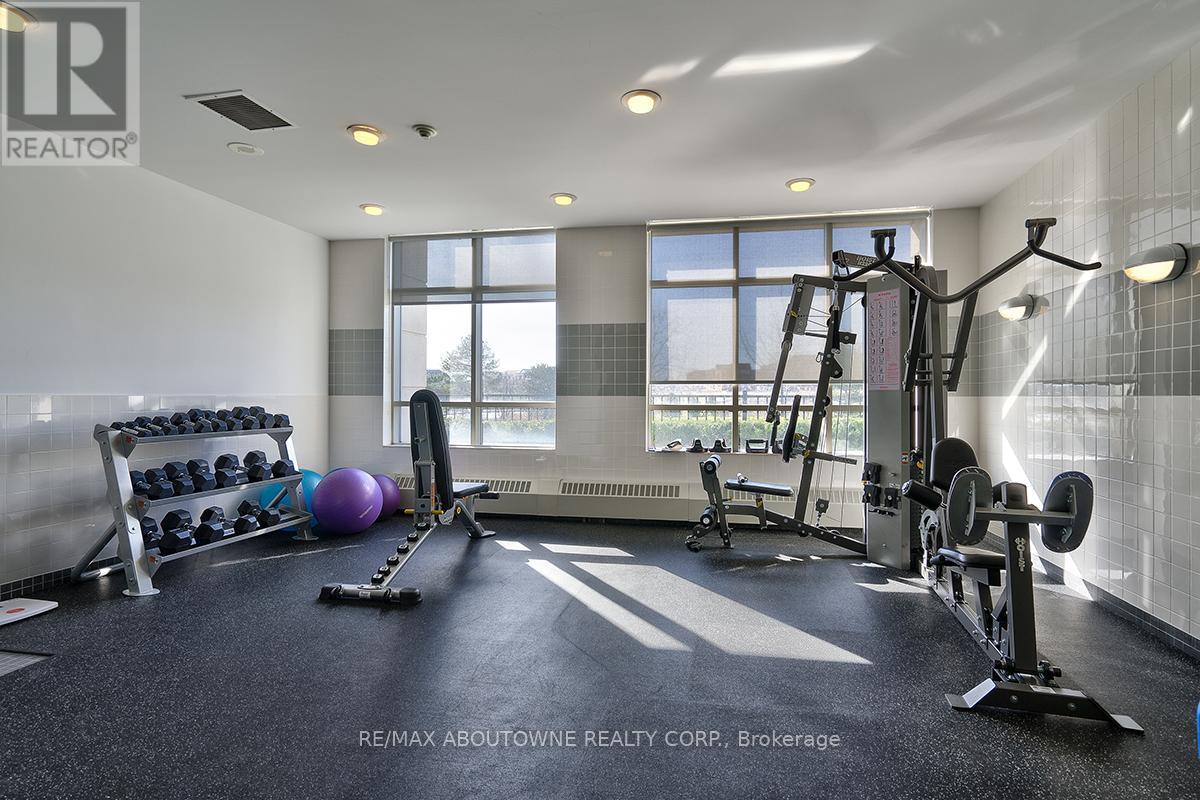 908 - 2325 Central Park Drive, Oakville, Ontario  L6H 0E2 - Photo 11 - W12888336