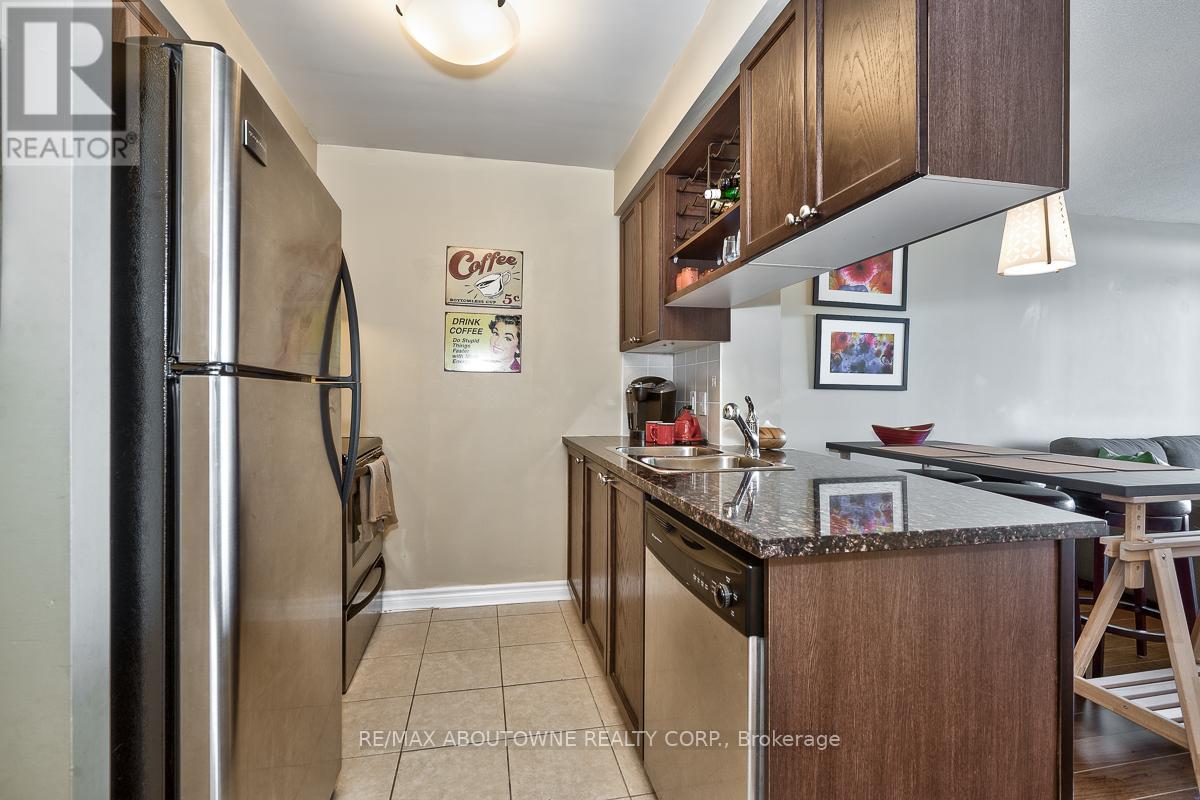 908 - 2325 Central Park Drive, Oakville, Ontario  L6H 0E2 - Photo 2 - W12888336