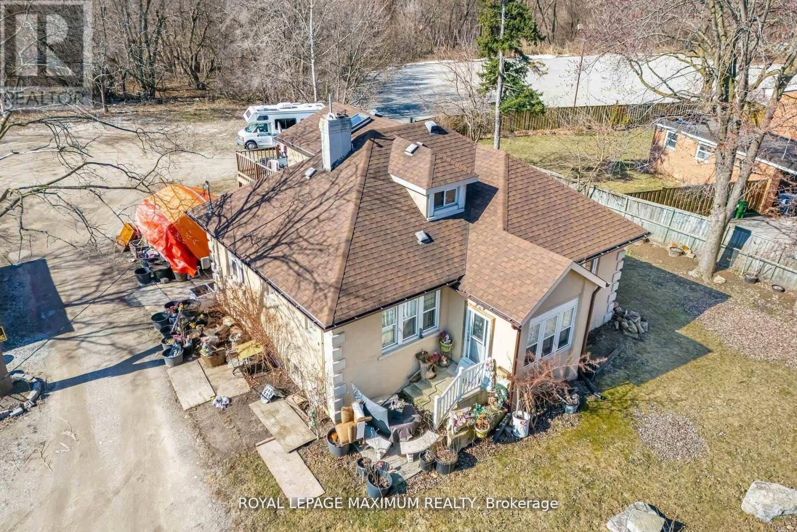 255 Albion Road, Toronto, Ontario  M9W 3P1 - Photo 10 - W12888344