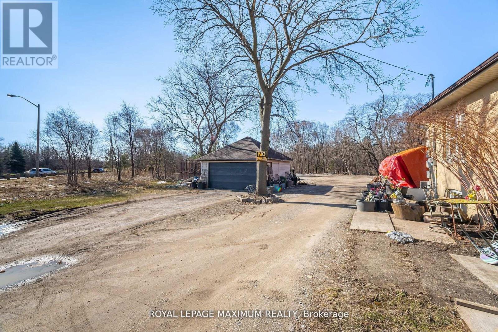 255 Albion Road, Toronto, Ontario  M9W 3P1 - Photo 15 - W12888344