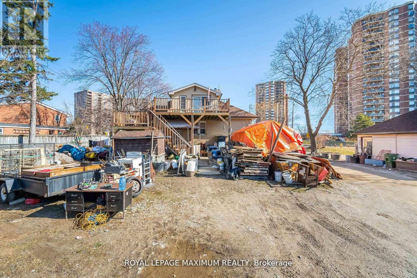 255 Albion Road, Toronto, Ontario  M9W 3P1 - Photo 19 - W12888344