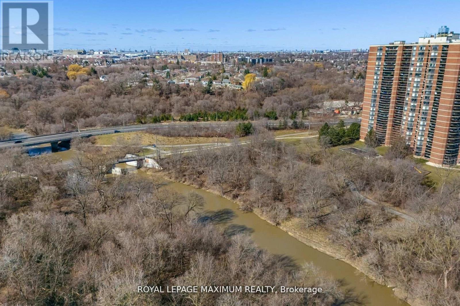 255 Albion Road, Toronto, Ontario  M9W 3P1 - Photo 40 - W12888344