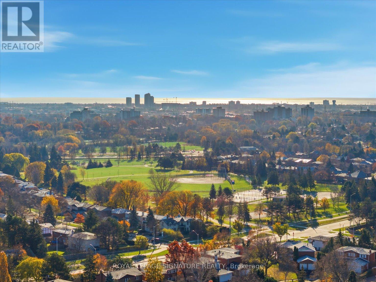 4307 Garnetwood Chase, Mississauga, Ontario  L4W 2H1 - Photo 47 - W12888354