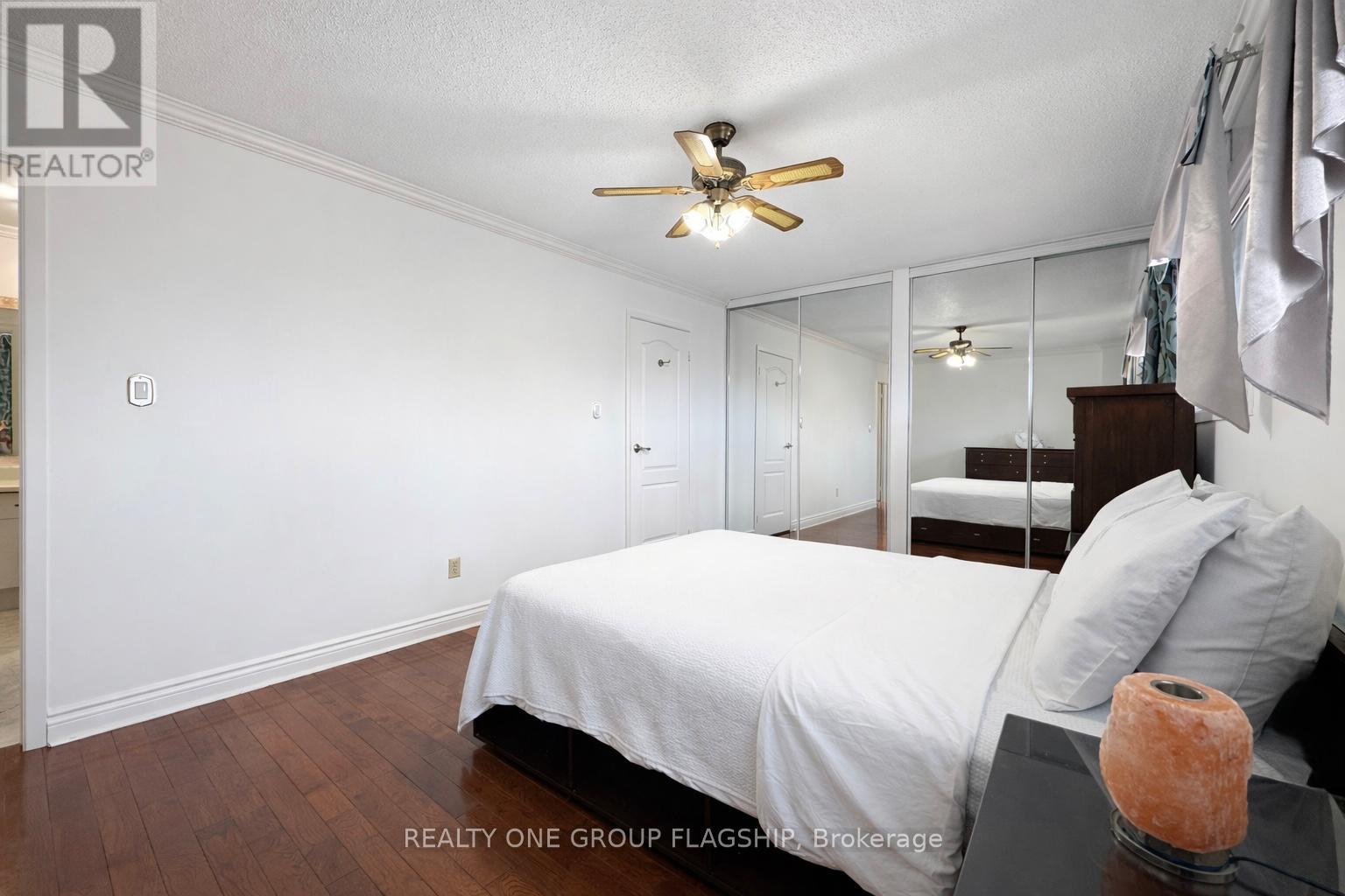 71 Maple Branch Path, Toronto, Ontario  M9P 3T4 - Photo 17 - W12888362