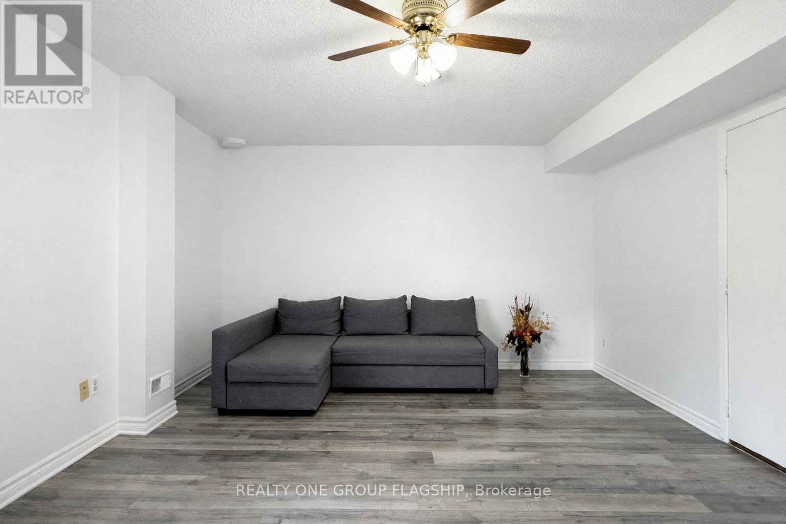 71 Maple Branch Path, Toronto, Ontario  M9P 3T4 - Photo 28 - W12888362