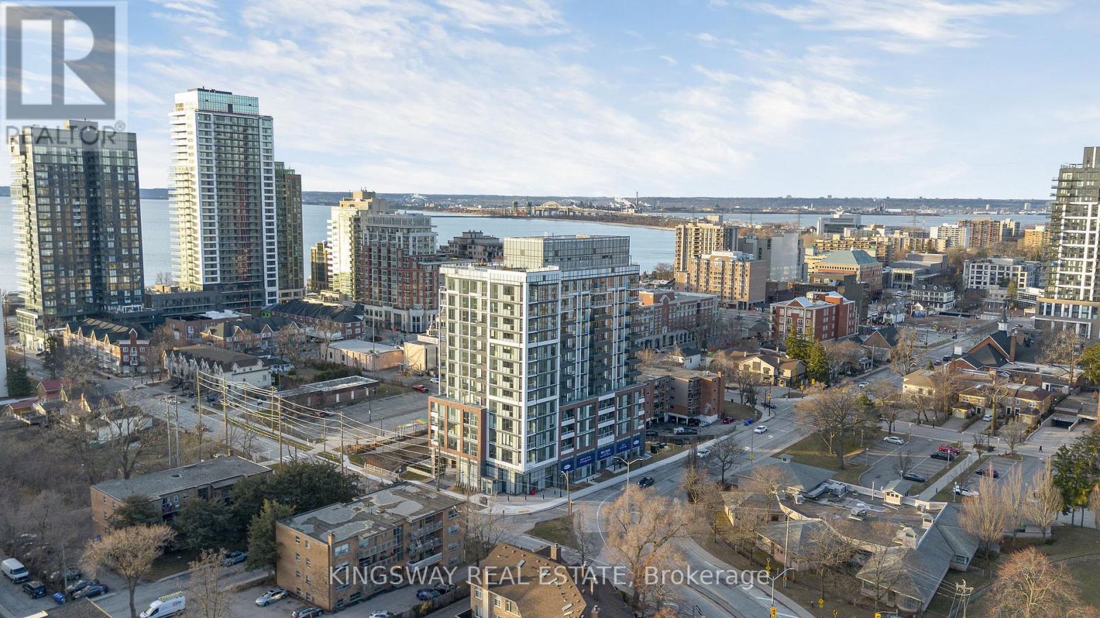 207 - 2088 JAMES STREET, Burlington, Ontario