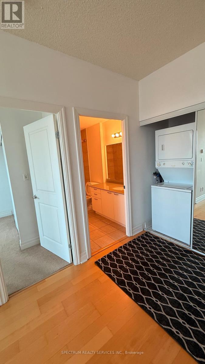 Ph208 - 88 Palace Pier Court, Toronto, Ontario  M8V 4C1 - Photo 11 - W12888408