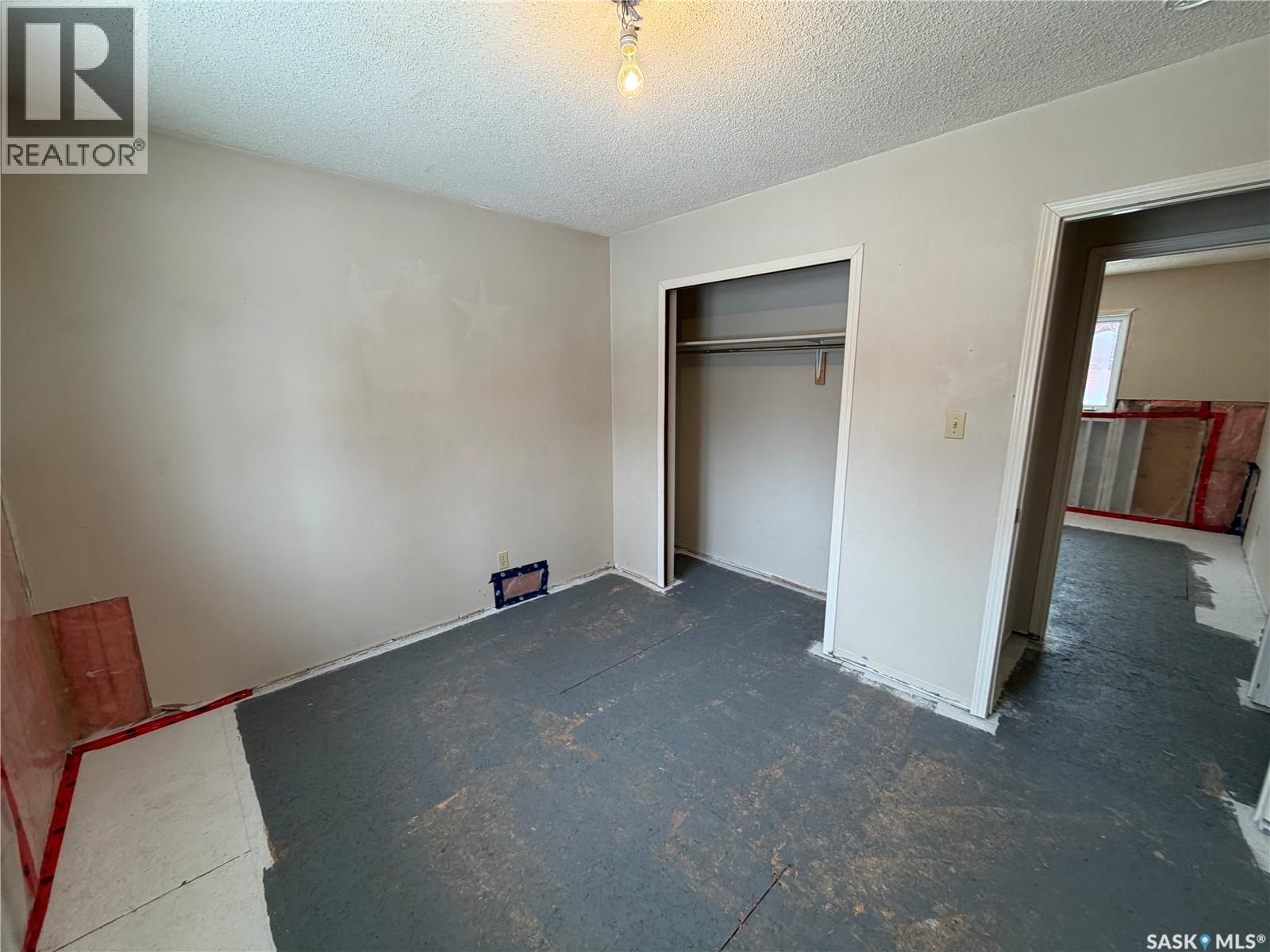 801 Prospect Avenue, Oxbow, Saskatchewan  S0C 2B0 - Photo 10 - SK030501