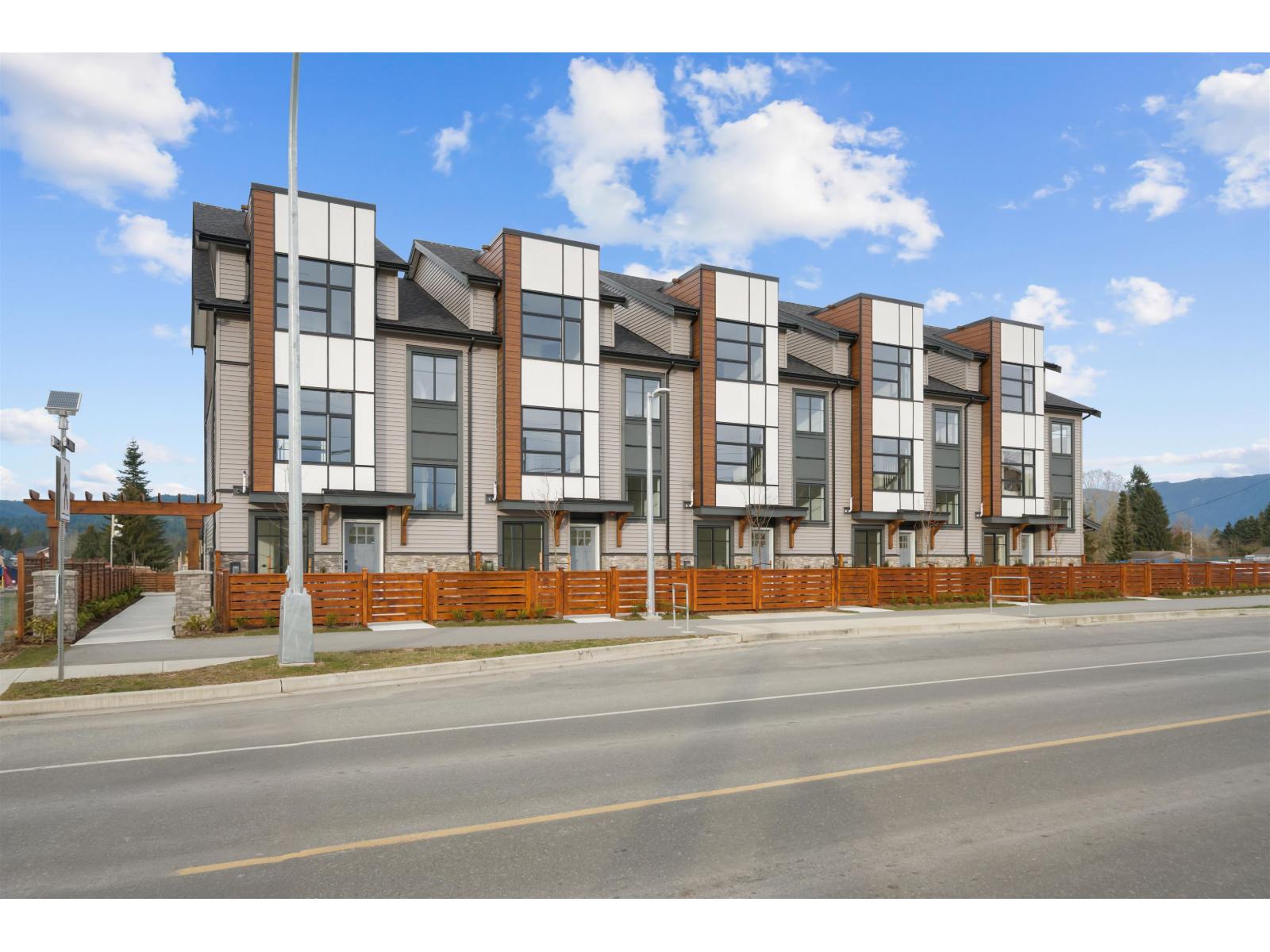 12 32929 Cherry Avenue, Mission, British Columbia  V2V 2V1 - Photo 4 - R3084650