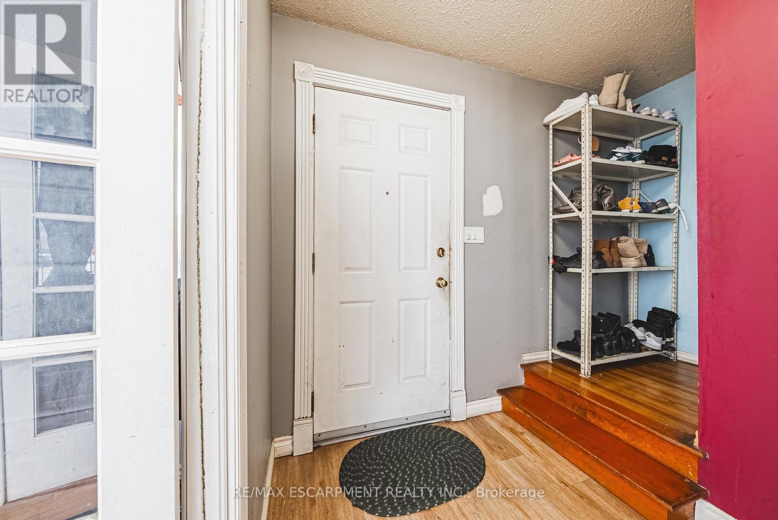 27 Glenview Court, Hamilton (Gourley), Ontario  L9C 6H7 - Photo 5 - X12888338