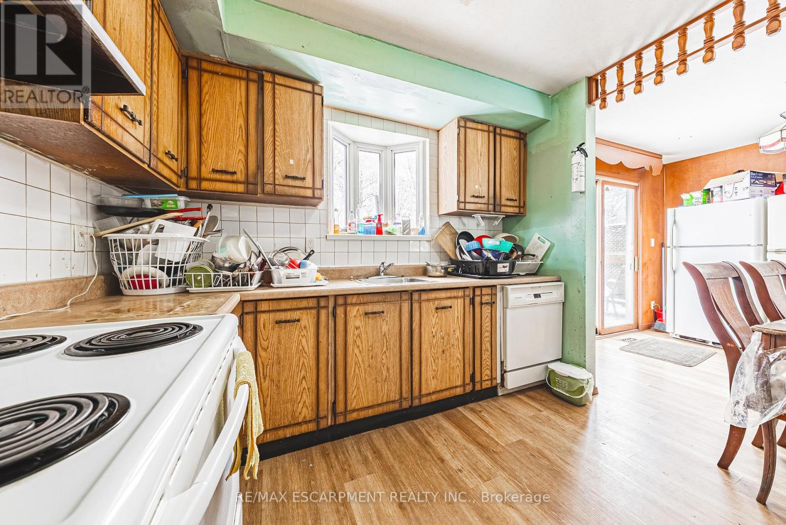 27 Glenview Court, Hamilton (Gourley), Ontario  L9C 6H7 - Photo 9 - X12888338