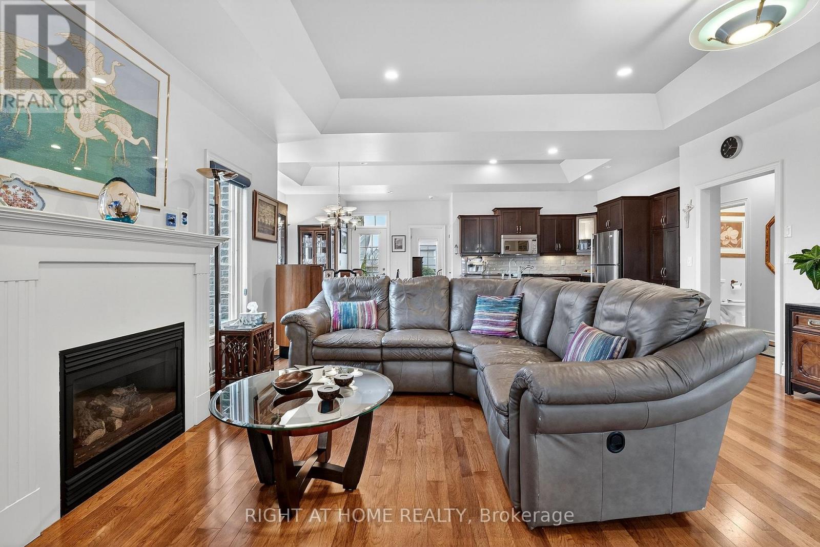 2 Seyval Place, Niagara-On-The-Lake, Ontario  L0S 1J0 - Photo 10 - X12888350