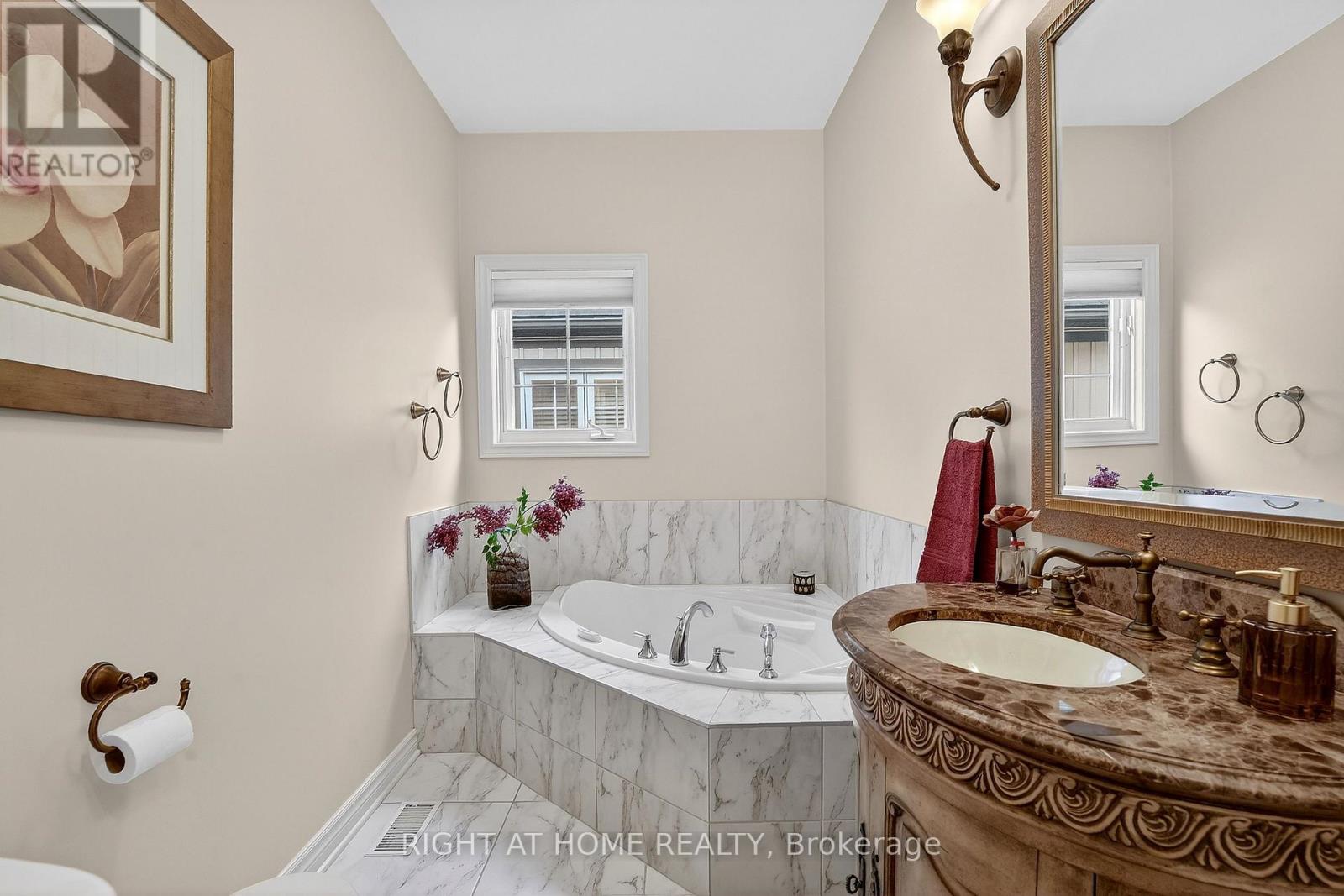 2 Seyval Place, Niagara-On-The-Lake, Ontario  L0S 1J0 - Photo 23 - X12888350