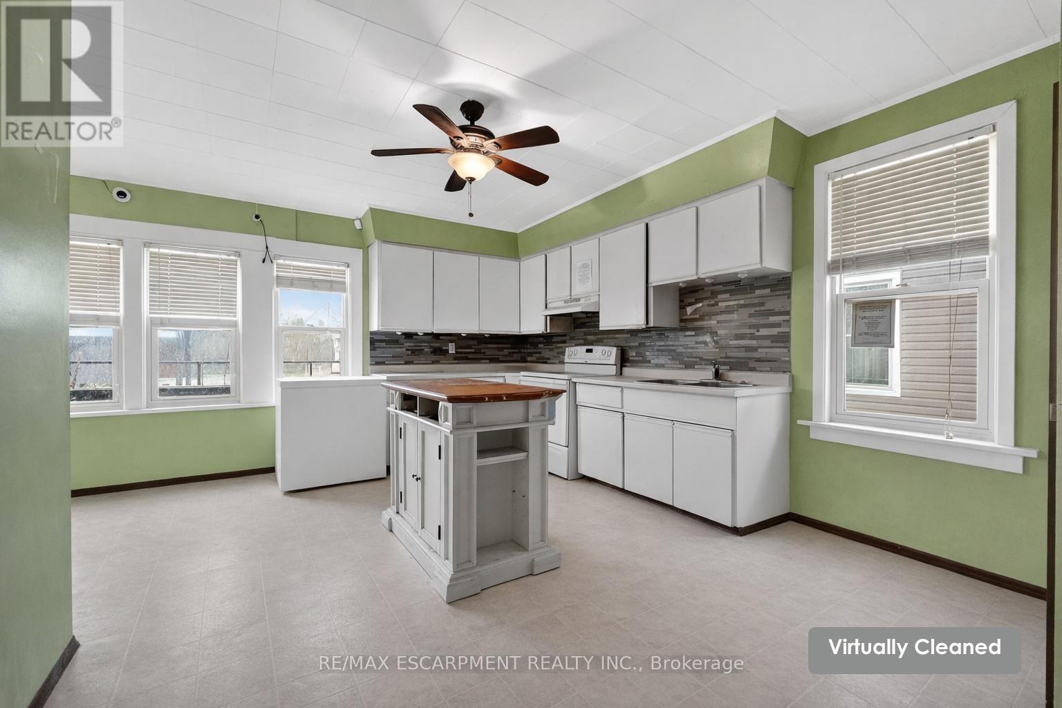 5991 Culp Street, Niagara Falls, Ontario  L2G 2B6 - Photo 6 - X12888412