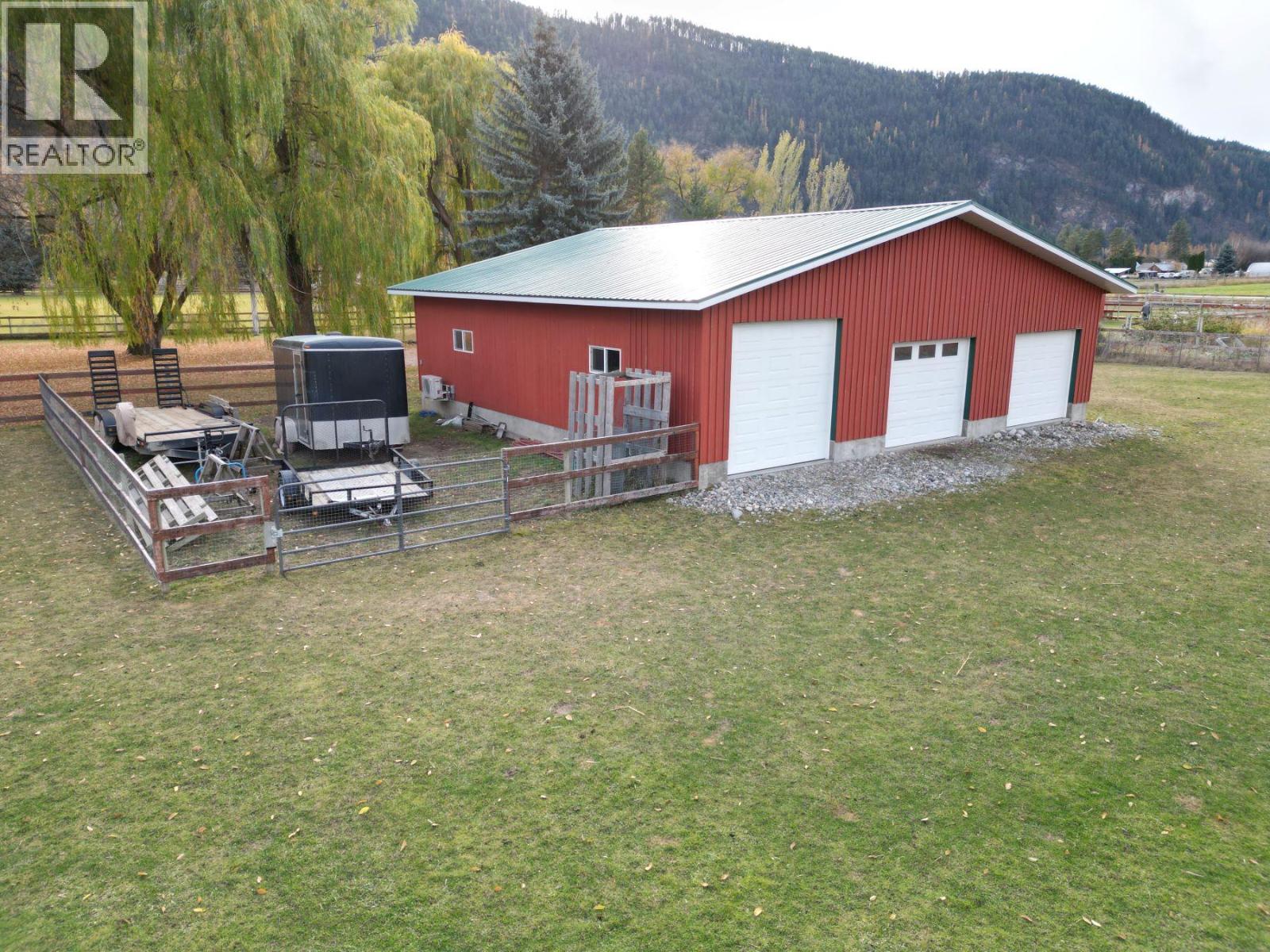 5175 Siminoff Road, Grand Forks, British Columbia  V0H 1H4 - Photo 6 - 10375989