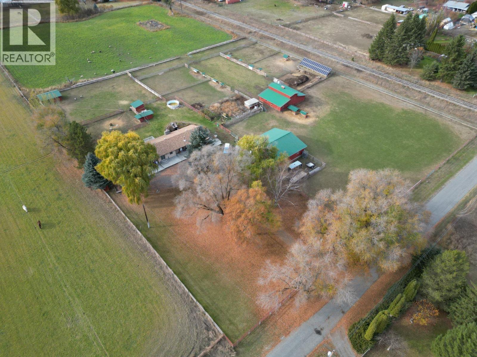 5175 Siminoff Road, Grand Forks, British Columbia  V0H 1H4 - Photo 1 - 10375989