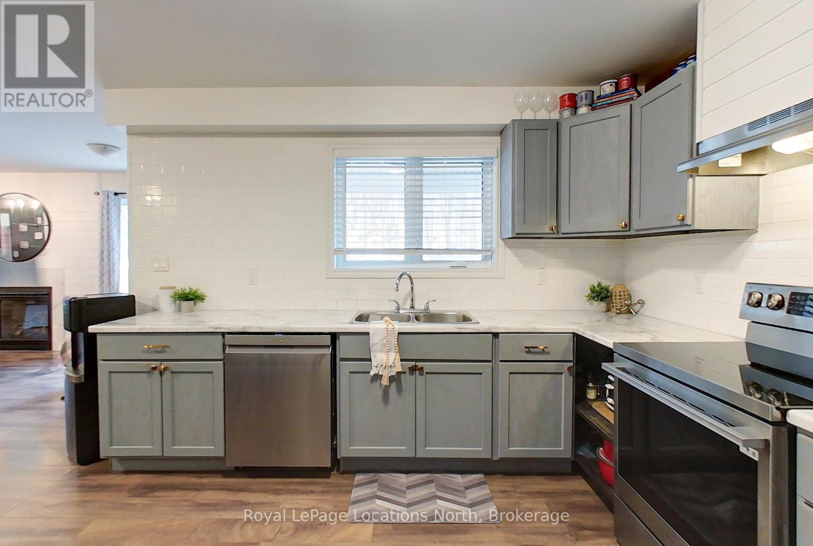 141 Old Highway 26, Meaford, Ontario  N4L 1W7 - Photo 22 - X12549006