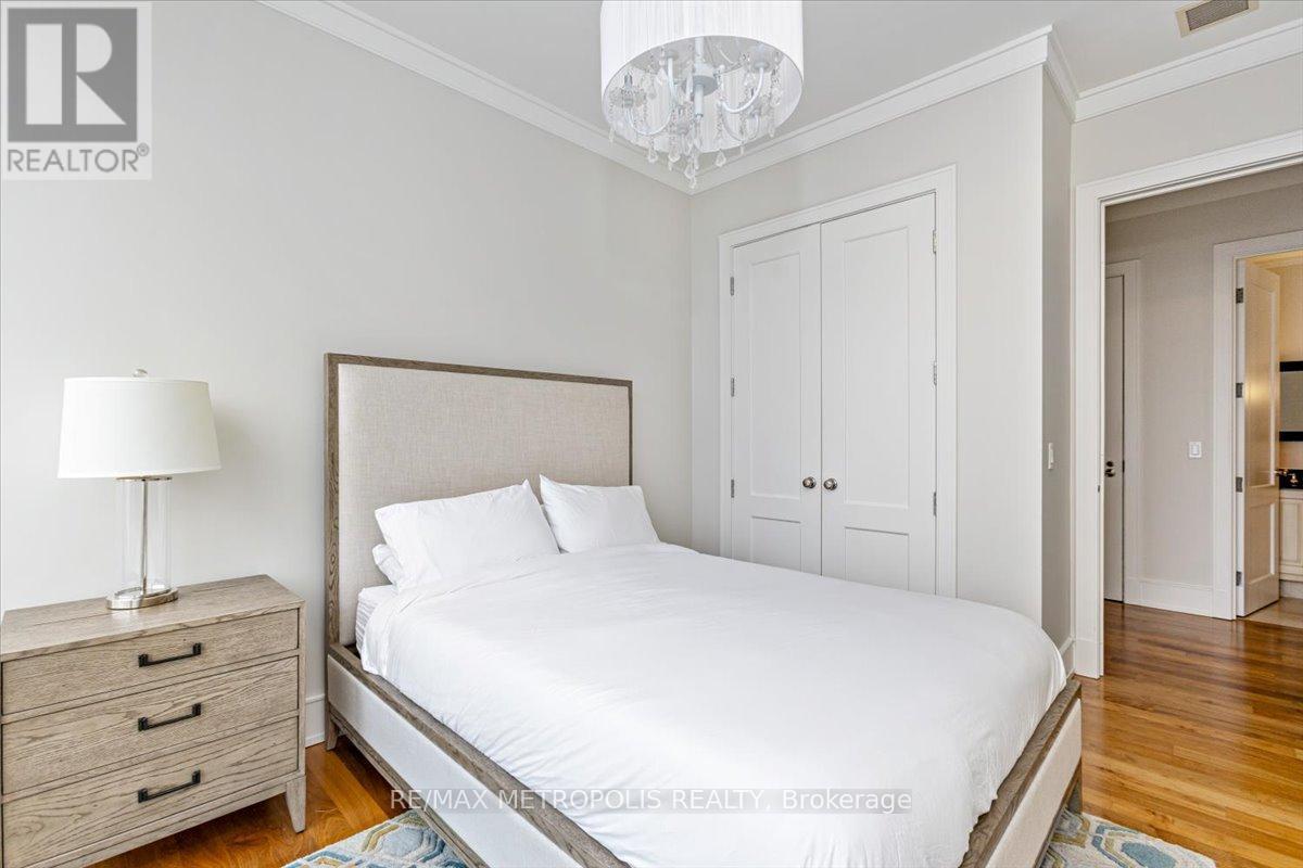 2701 - 183 Wellington Street W, Toronto, Ontario  M5V 0A1 - Photo 21 - C12880438