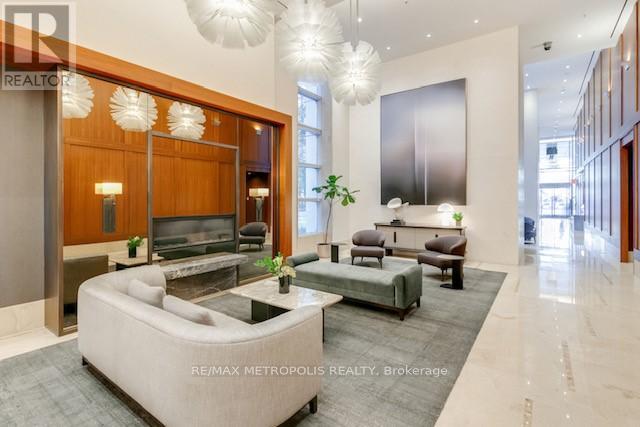 2701 - 183 Wellington Street W, Toronto, Ontario  M5V 0A1 - Photo 32 - C12880438