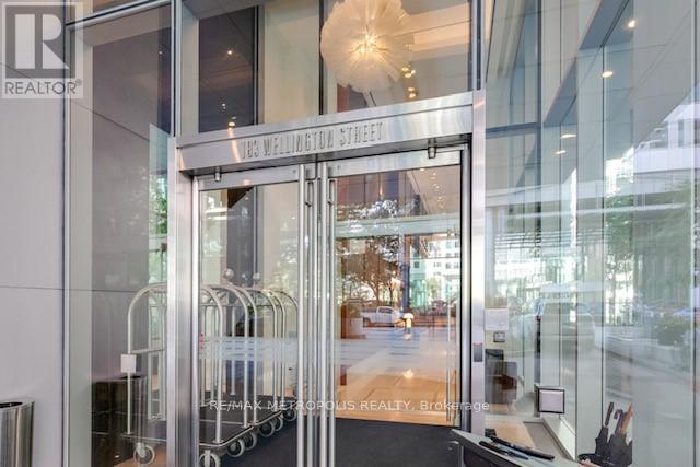 2701 - 183 Wellington Street W, Toronto, Ontario  M5V 0A1 - Photo 43 - C12880438