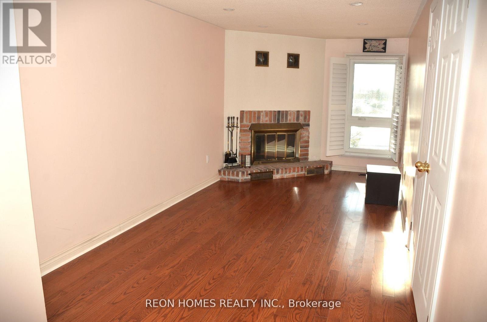 42 Bellrock Drive, Toronto, Ontario  M1V 2V9 - Photo 13 - E12886738