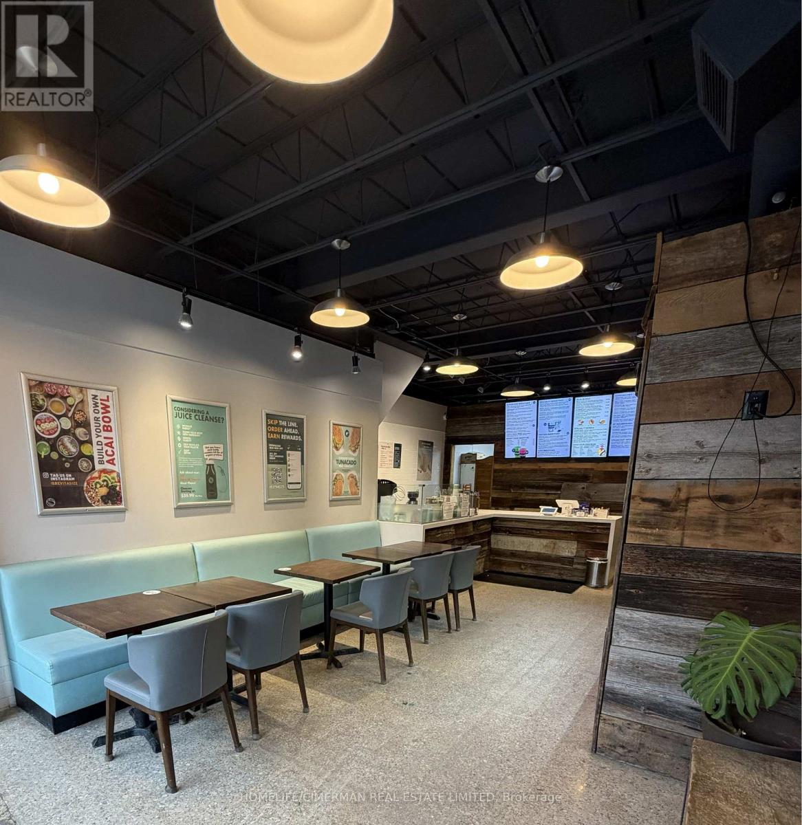 2631 Yonge Street, Toronto, Ontario  M4P 2J6 - Photo 3 - C12887566