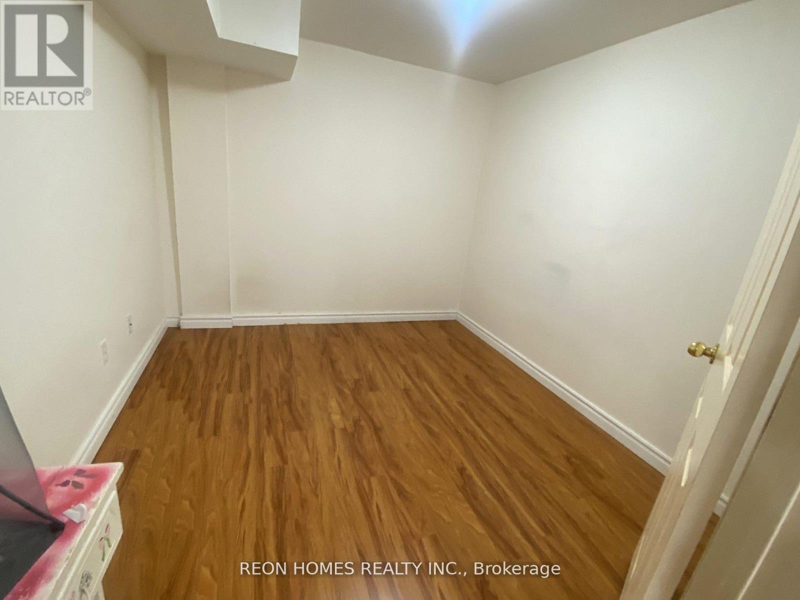 42 Bellrock Drive, Toronto, Ontario  M1V 2V9 - Photo 25 - E12886738