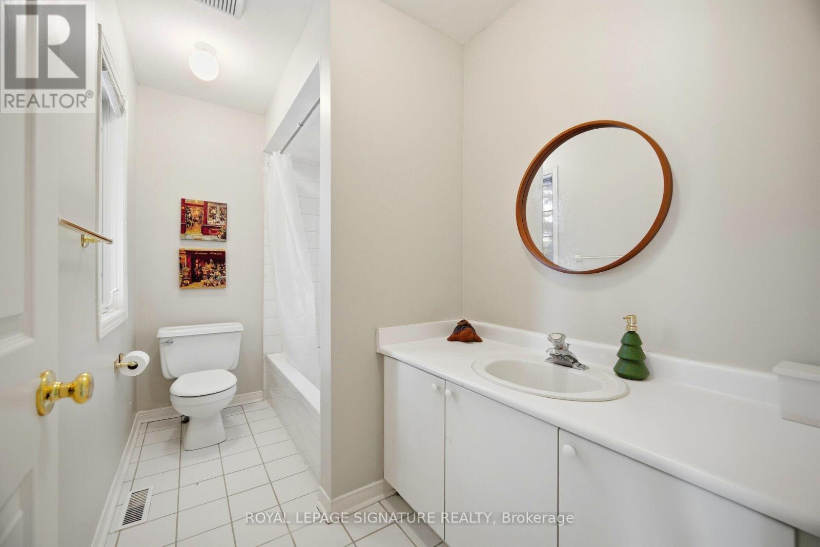 6945 Gracefield Drive, Mississauga, Ontario  L5N 6T9 - Photo 34 - W12814924