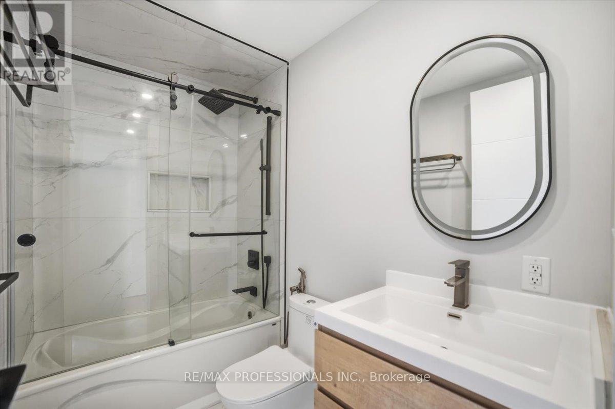 2206 Utely Road, Mississauga, Ontario  L5J 1X1 - Photo 36 - W12801708