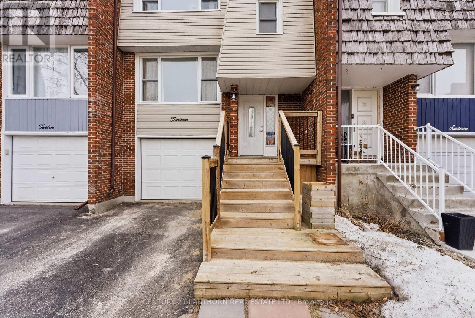 14 Anna Court, Quinte West, Ontario  K8V 5Y4 - Photo 1 - X12888454