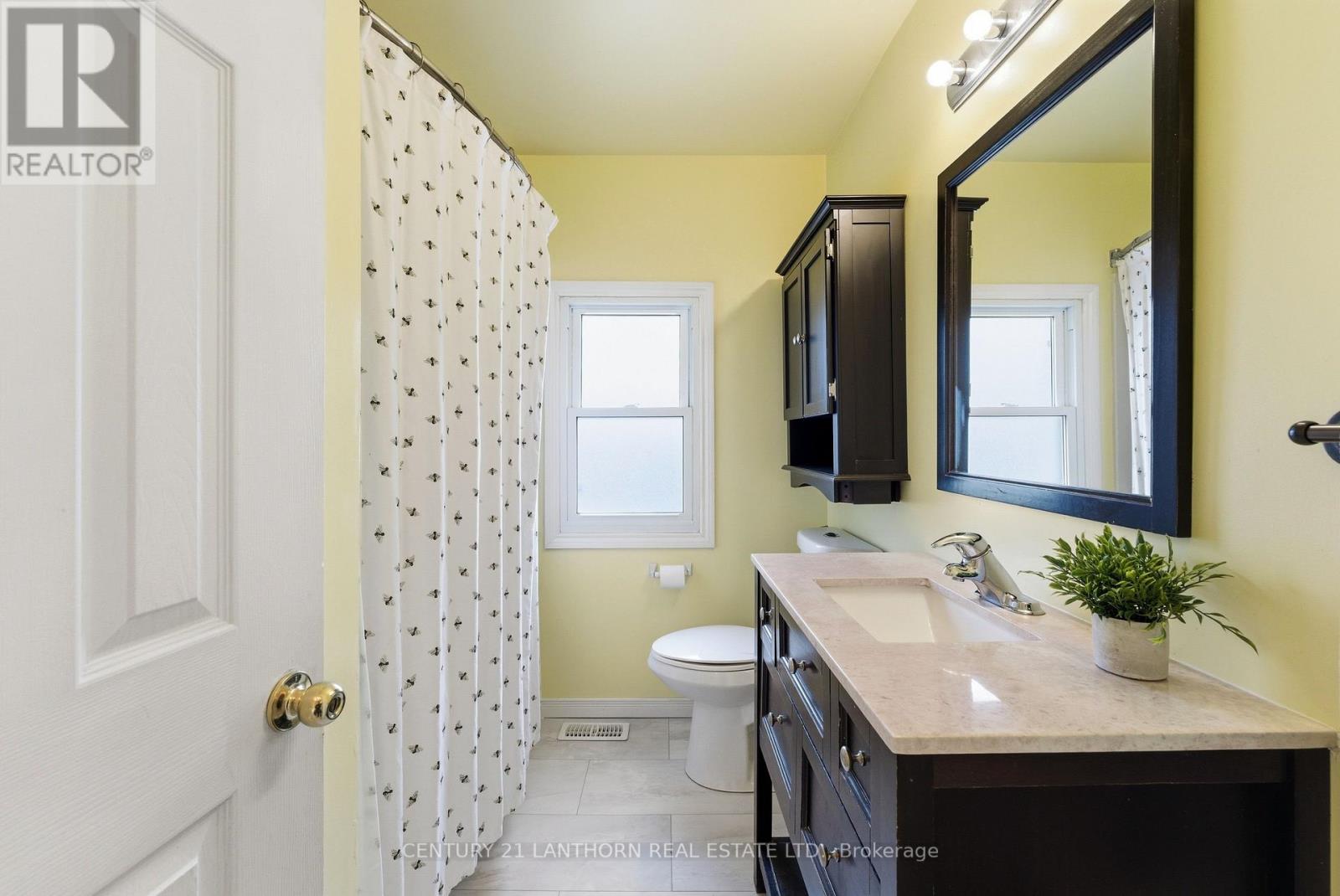 14 Anna Court, Quinte West, Ontario  K8V 5Y4 - Photo 12 - X12888454