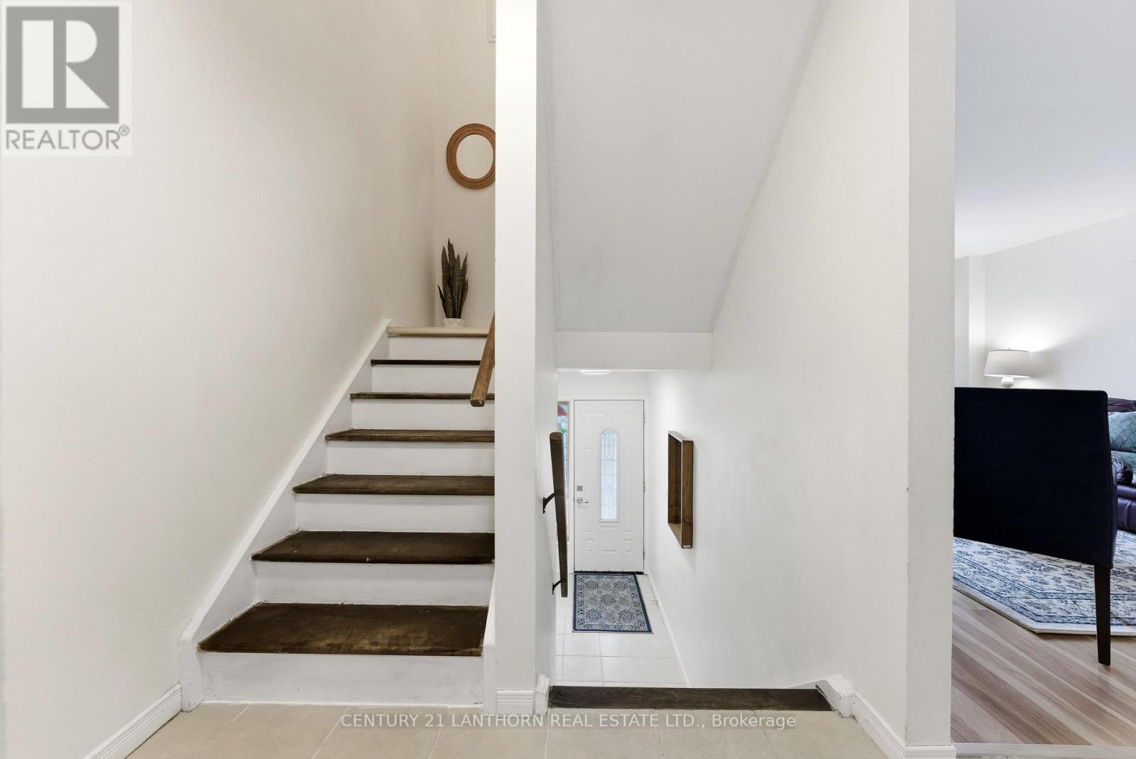 14 Anna Court, Quinte West, Ontario  K8V 5Y4 - Photo 3 - X12888454