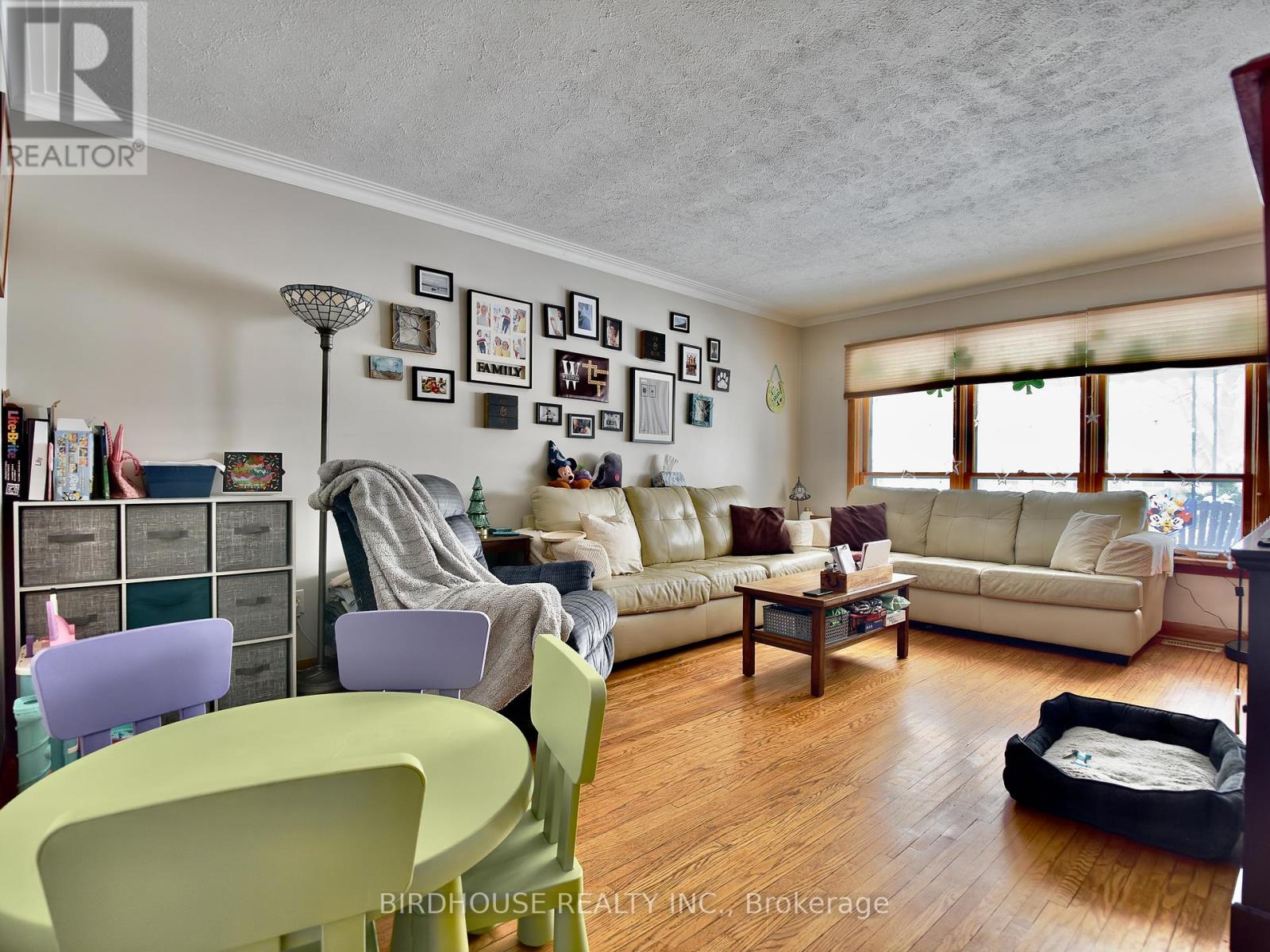 119 Regent Street, Kawartha Lakes, Ontario  K9V 3V7 - Photo 9 - X12888466