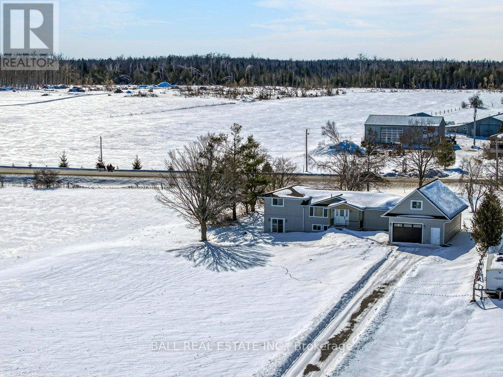 73 Lakeview Crescent, Kawartha Lakes, Ontario  K0M 1A0 - Photo 4 - X12888524