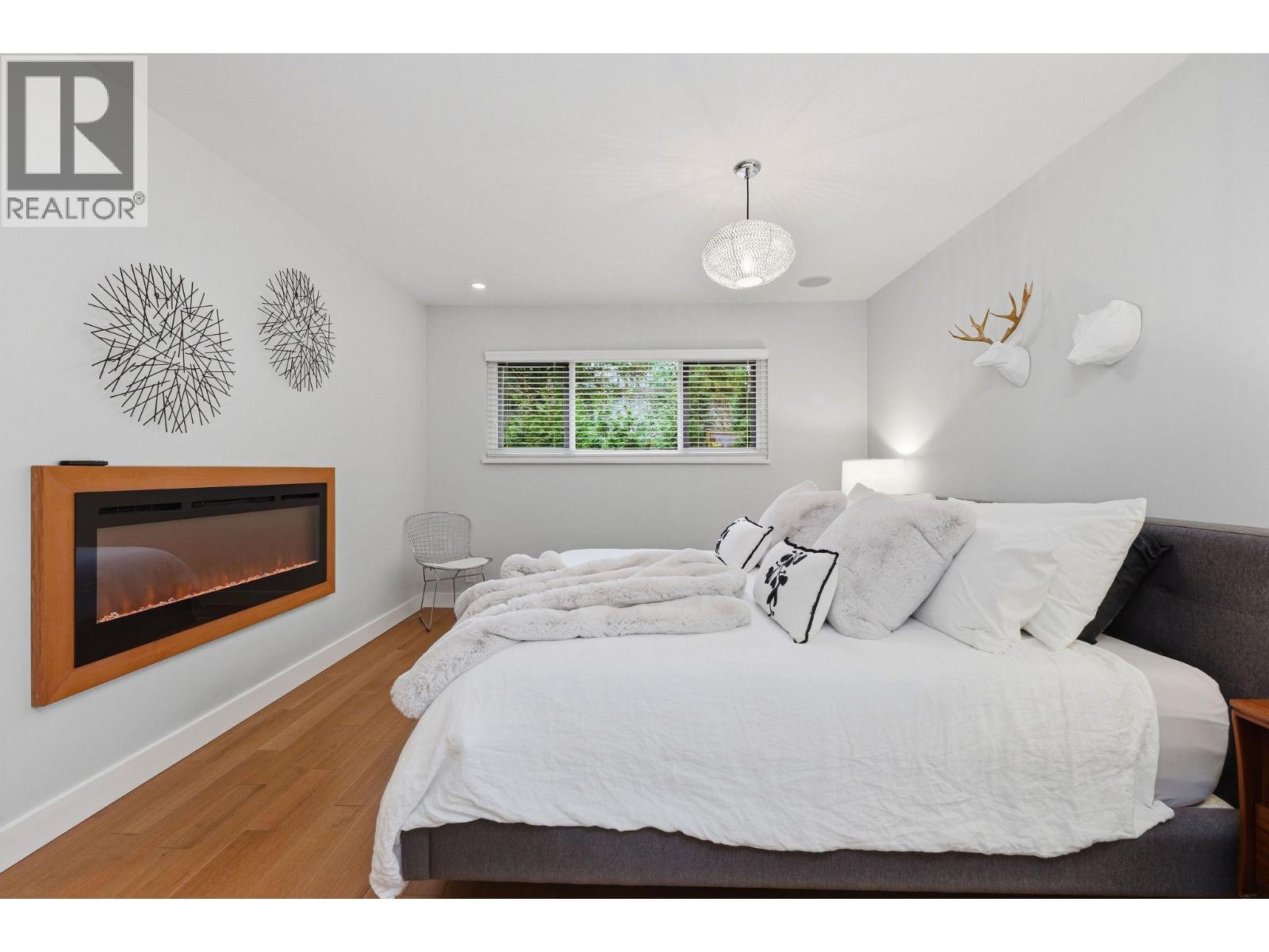 2223 Greylynn Crescent, North Vancouver, British Columbia  V7J 2X6 - Photo 16 - R3100015