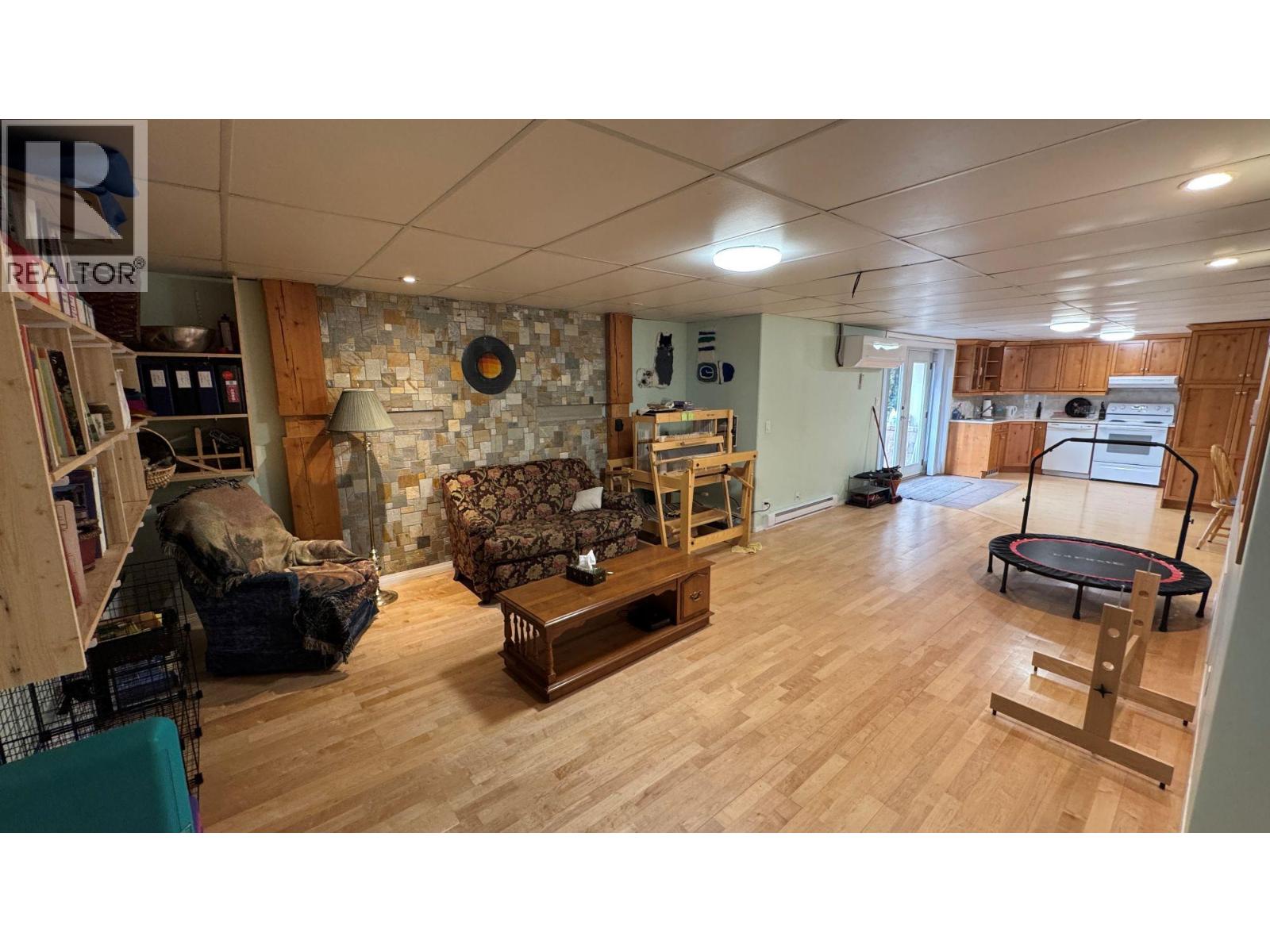 5175 Siminoff Road, Grand Forks, British Columbia  V0H 1H4 - Photo 29 - 10376197