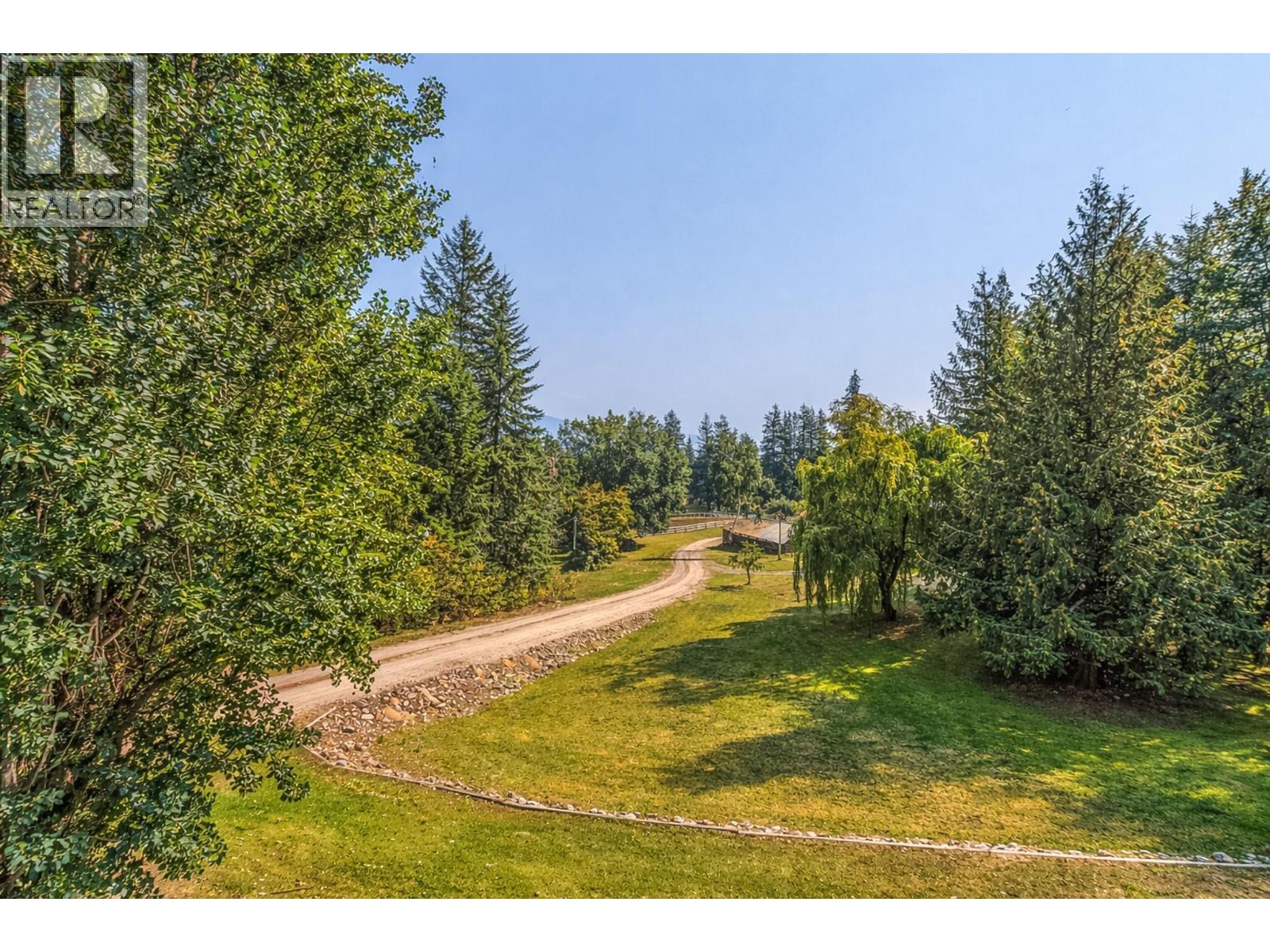 6171 50 Street NW Salmon Arm Photo 40 6171 50 Street NW Salmon Arm Photo 40