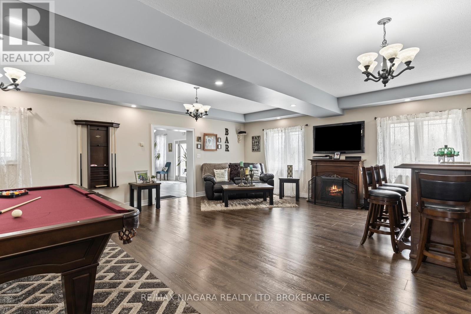 724 Line 3 Road S, Niagara-On-The-Lake, Ontario  L0S 1J0 - Photo 17 - X12888456