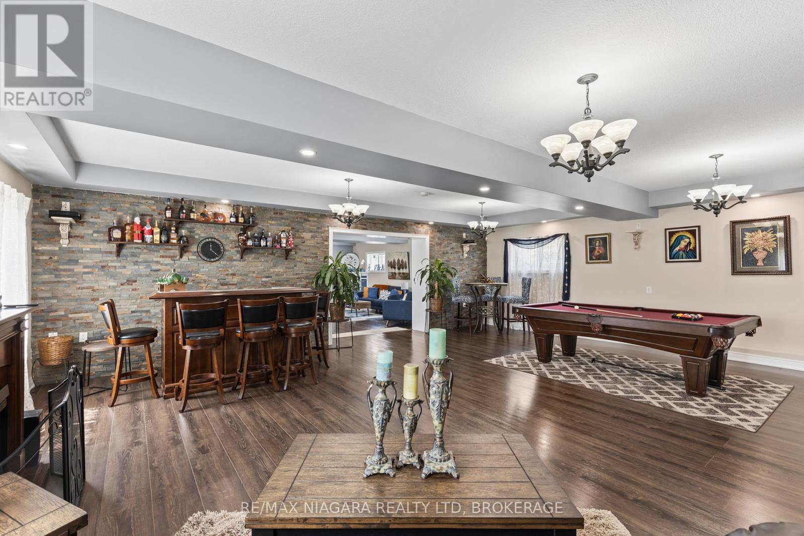 724 Line 3 Road S, Niagara-On-The-Lake, Ontario  L0S 1J0 - Photo 19 - X12888456