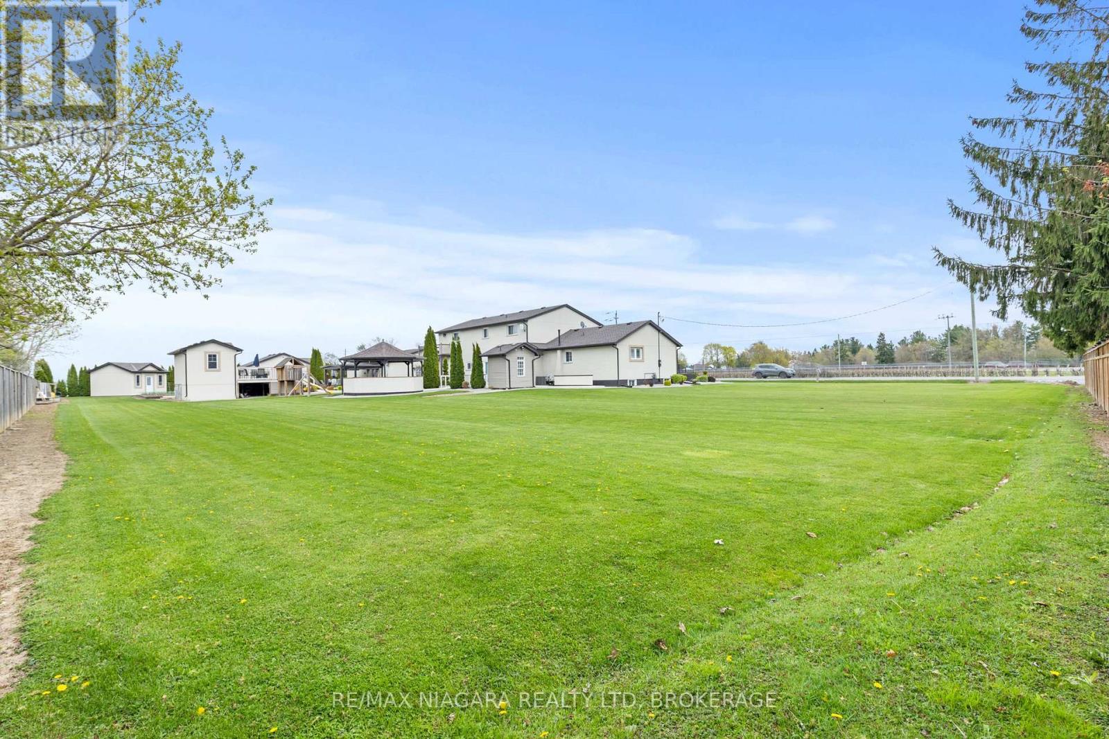 724 Line 3 Road S, Niagara-On-The-Lake, Ontario  L0S 1J0 - Photo 43 - X12888456