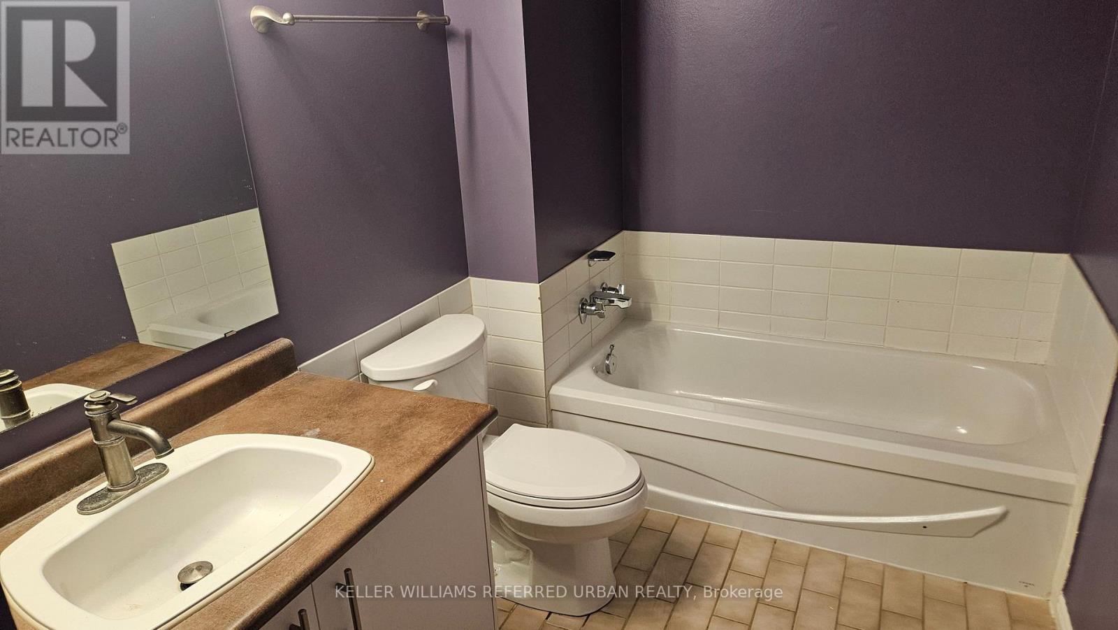 2212 - 25 The Esplanade, Toronto, Ontario M5E 1W5 - Photo 12 - C12886614