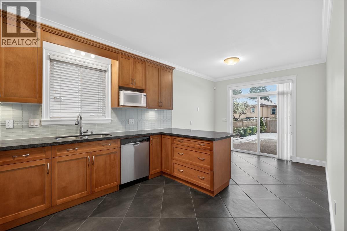 5251 Chesham Avenue, Burnaby, British Columbia  V5H 2L1 - Photo 8 - R3100058