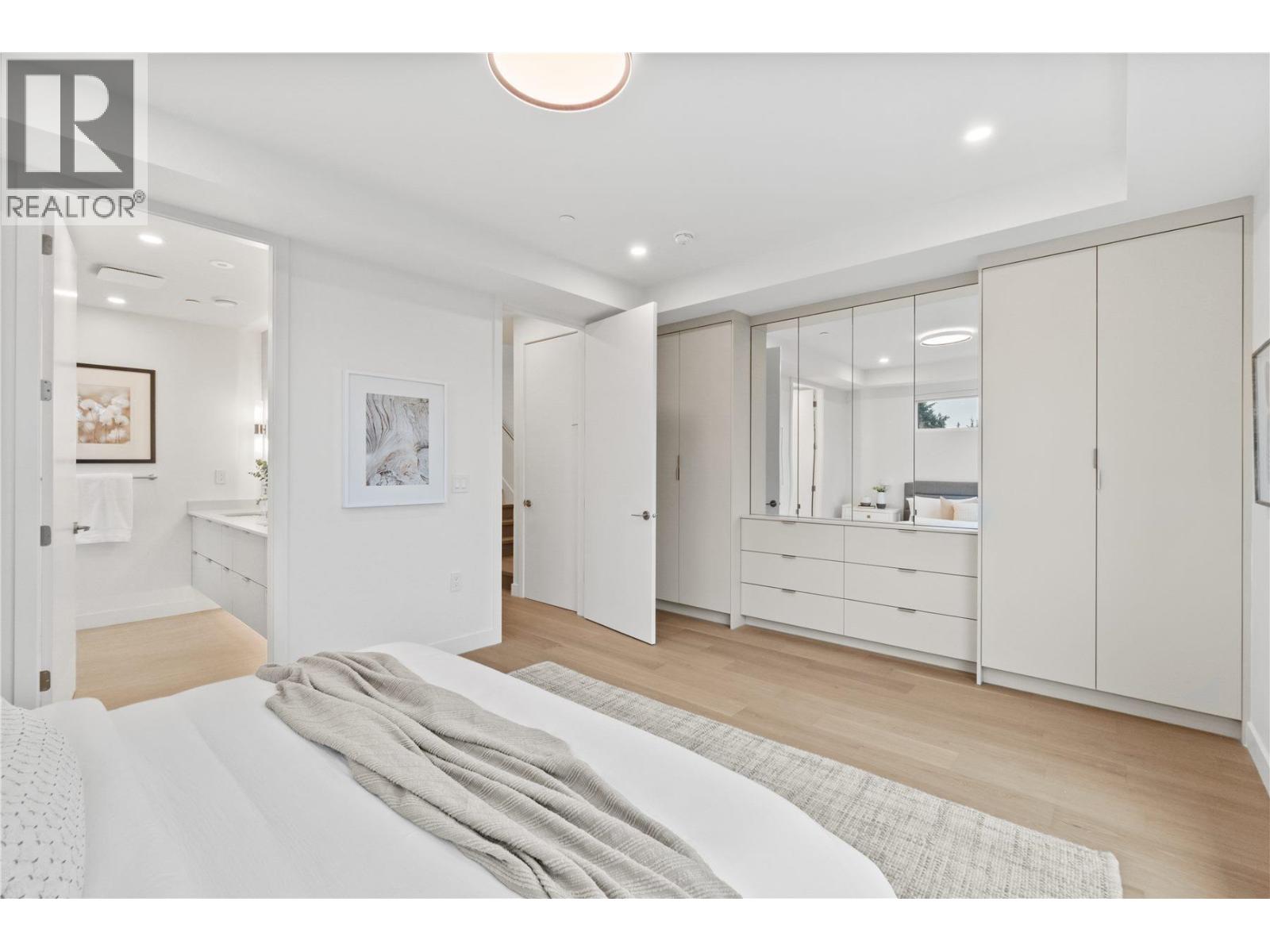 2 4963 Chester Street, Vancouver, British Columbia V5W 3A7 - Photo 13 - R3100068