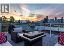 <div class="price">$1,049,000</div> 2391 Oak Street, Vancouver<br><div style="margin-bottom:8px;"><small>Oakwyn Realty Ltd.</small></div><div class='bed_bath'>2 Bed | 2 Bath</div>