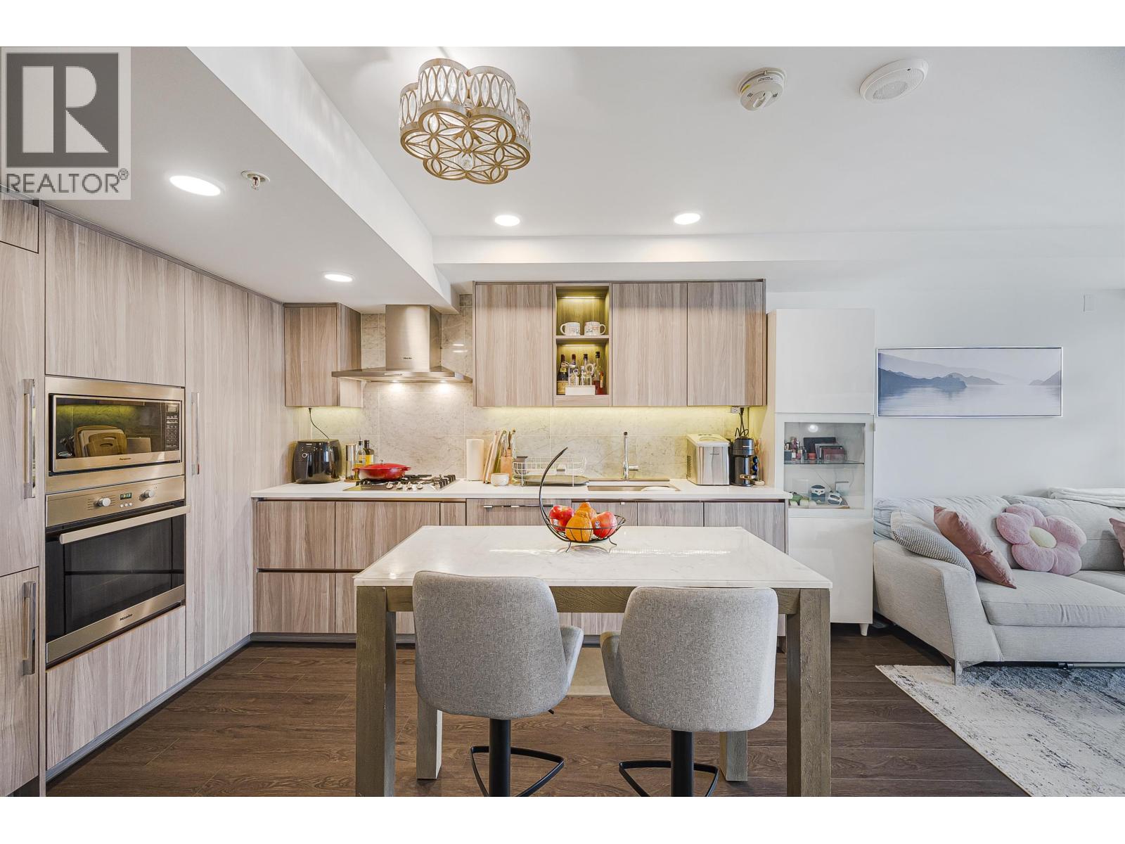 2505 433 SW Marine Drive, Vancouver, British Columbia  V5X 0H5 - Photo 4 - R3100080