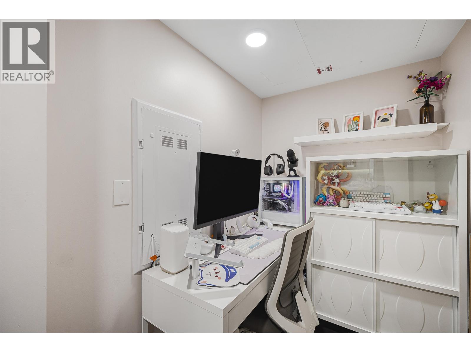 2505 433 SW Marine Drive, Vancouver, British Columbia  V5X 0H5 - Photo 7 - R3100080