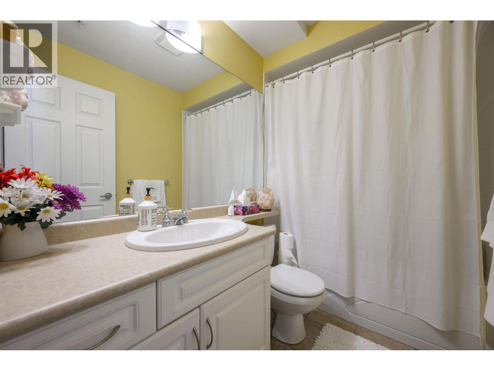 201 128 W 21st Street, North Vancouver, British Columbia  V7M 1Y9 - Photo 13 - R3100116