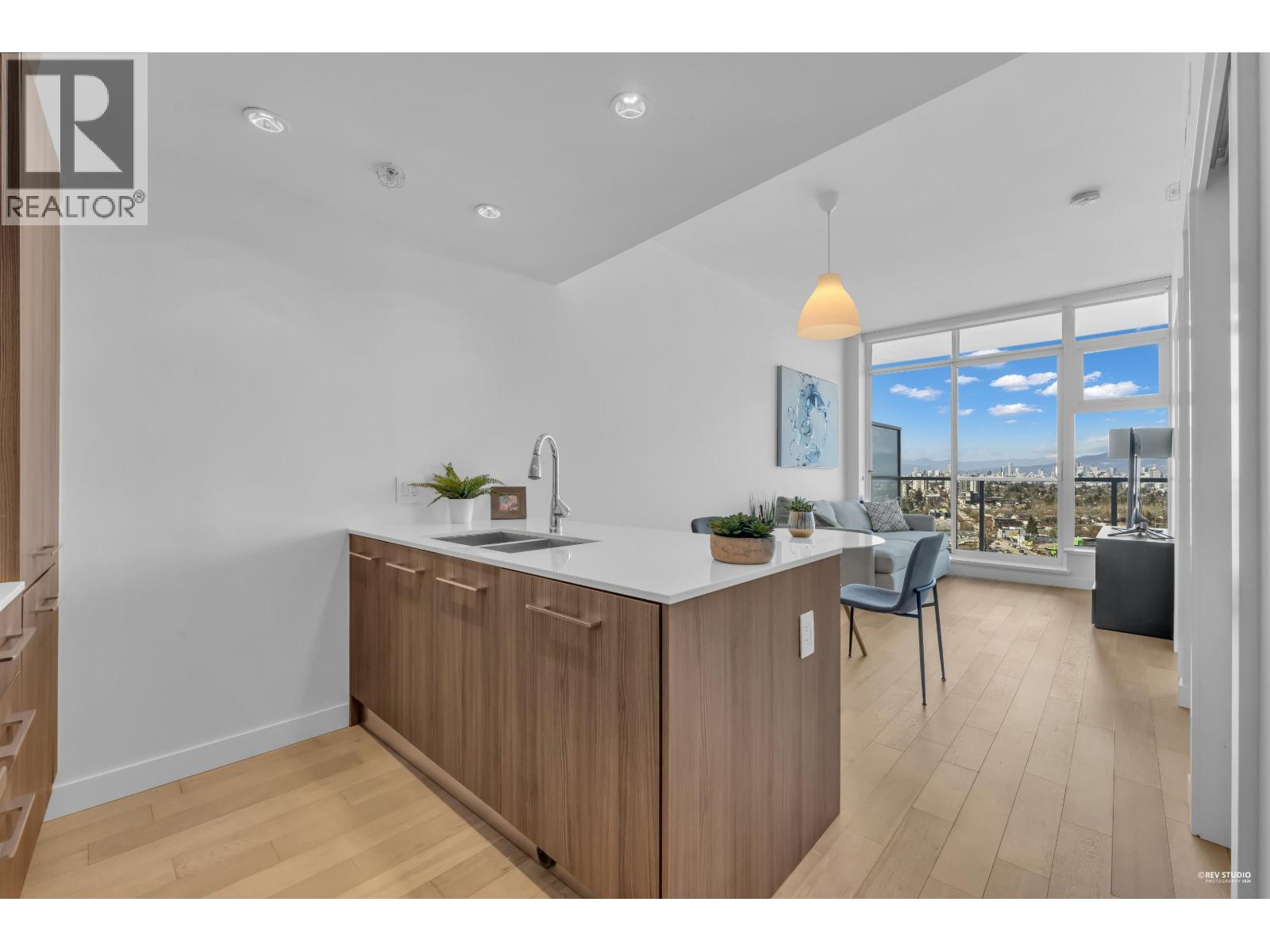 1707 4638 Gladstone Street, Vancouver, British Columbia  V5N 0G5 - Photo 4 - R3100119