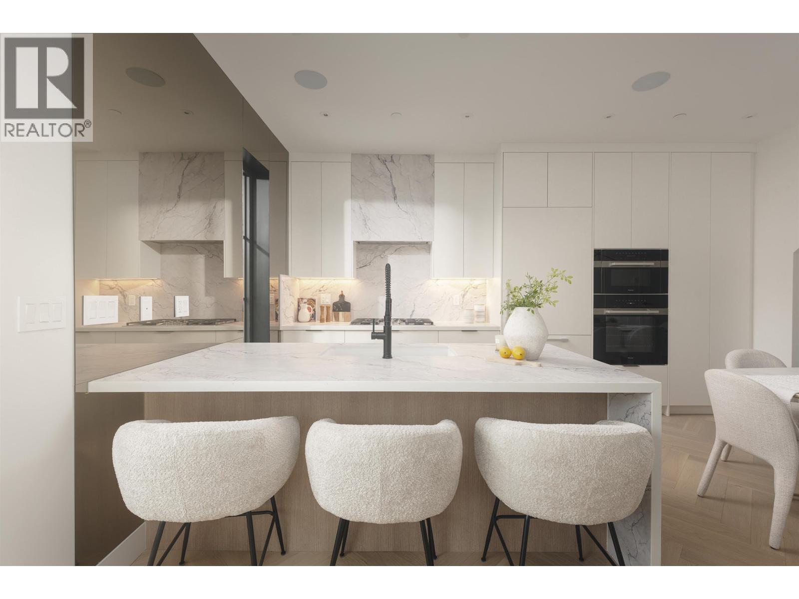 2 240 E 37th Avenue, Vancouver, British Columbia  V5W 1E6 - Photo 1 - R3100128