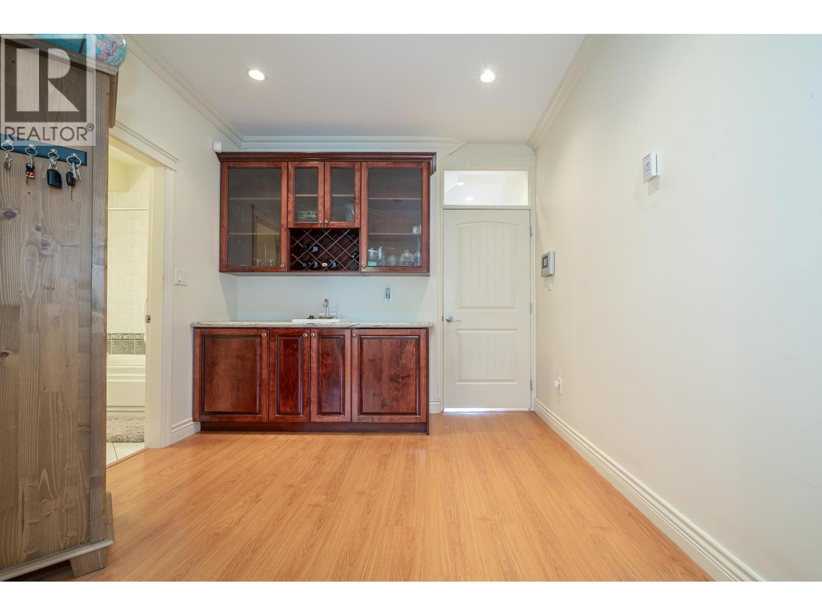 8015 11th Avenue, Burnaby, British Columbia  V3N 2N8 - Photo 23 - R3100129